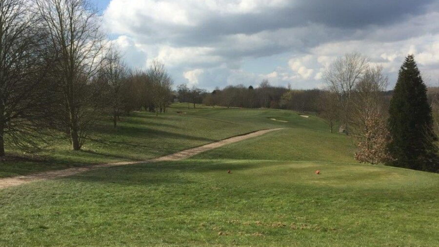 The 6th hole at Colne Valley