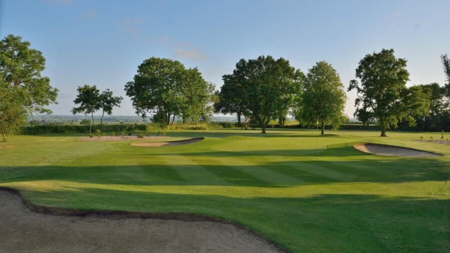 4th green at Glen Gorse