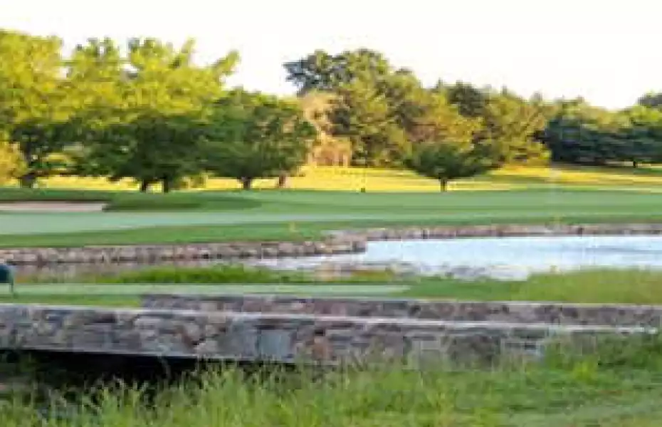 Mount Kisco CC: #10
