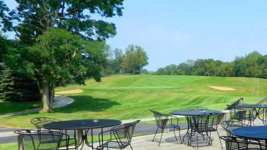 Scenic View CC: Clubhouse terrace