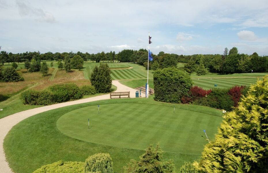 Cotswolds Club Chipping Norton in Chipping Norton, West Oxfordshire