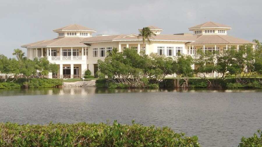 Moorings Club: Clubhouse