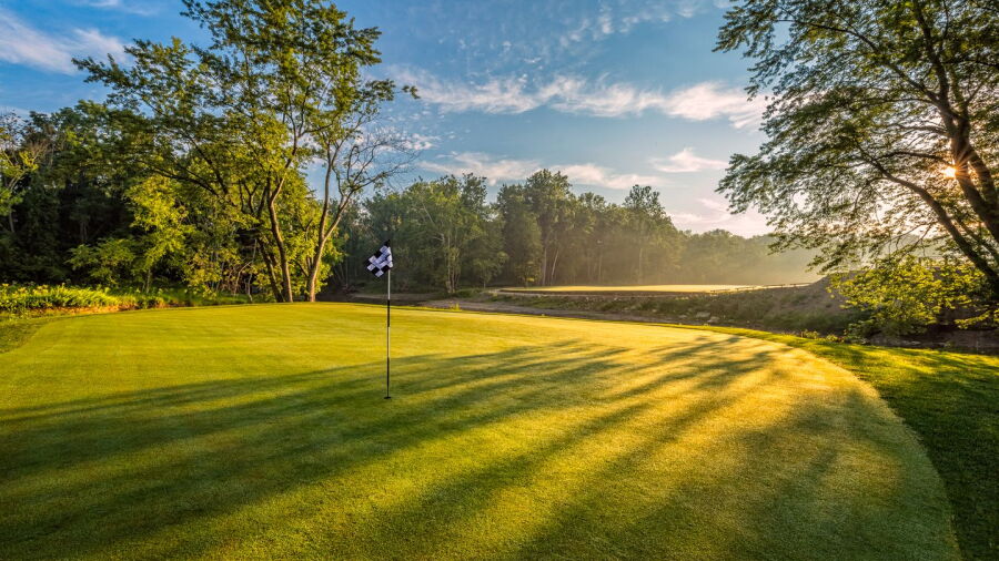 Valley of the Eagles GC: #18