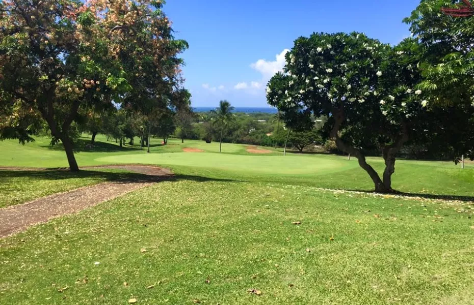 Makaha Valley CC