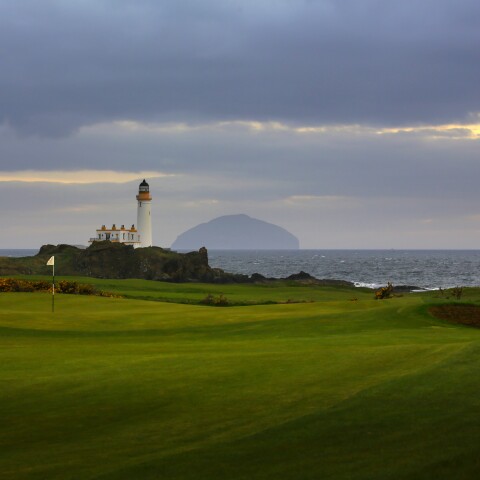 King Robert The Bruce course at Trump Turnberry Resort - hole 11 