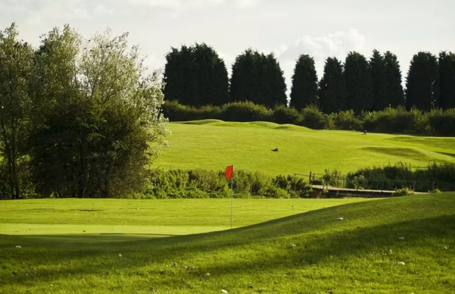 Ravenmeadow Golf Centre - 9th Hole