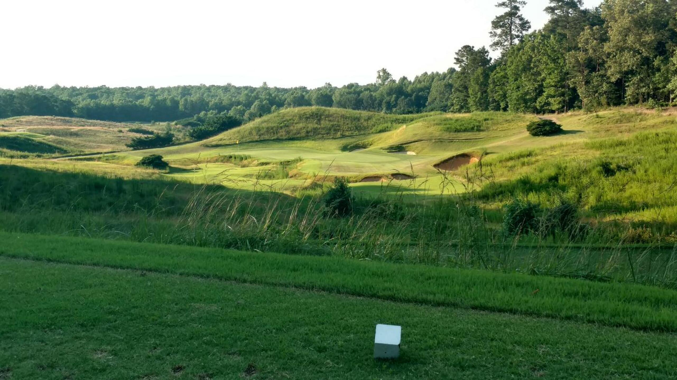 Par-3 7th, perhaps the most picturesque hole of them all. (Photo submitted by Back9Ben on 06/12/2017)