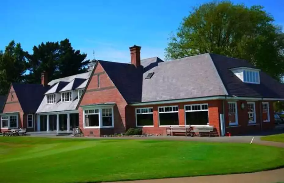 Christchurch GC: Clubhouse