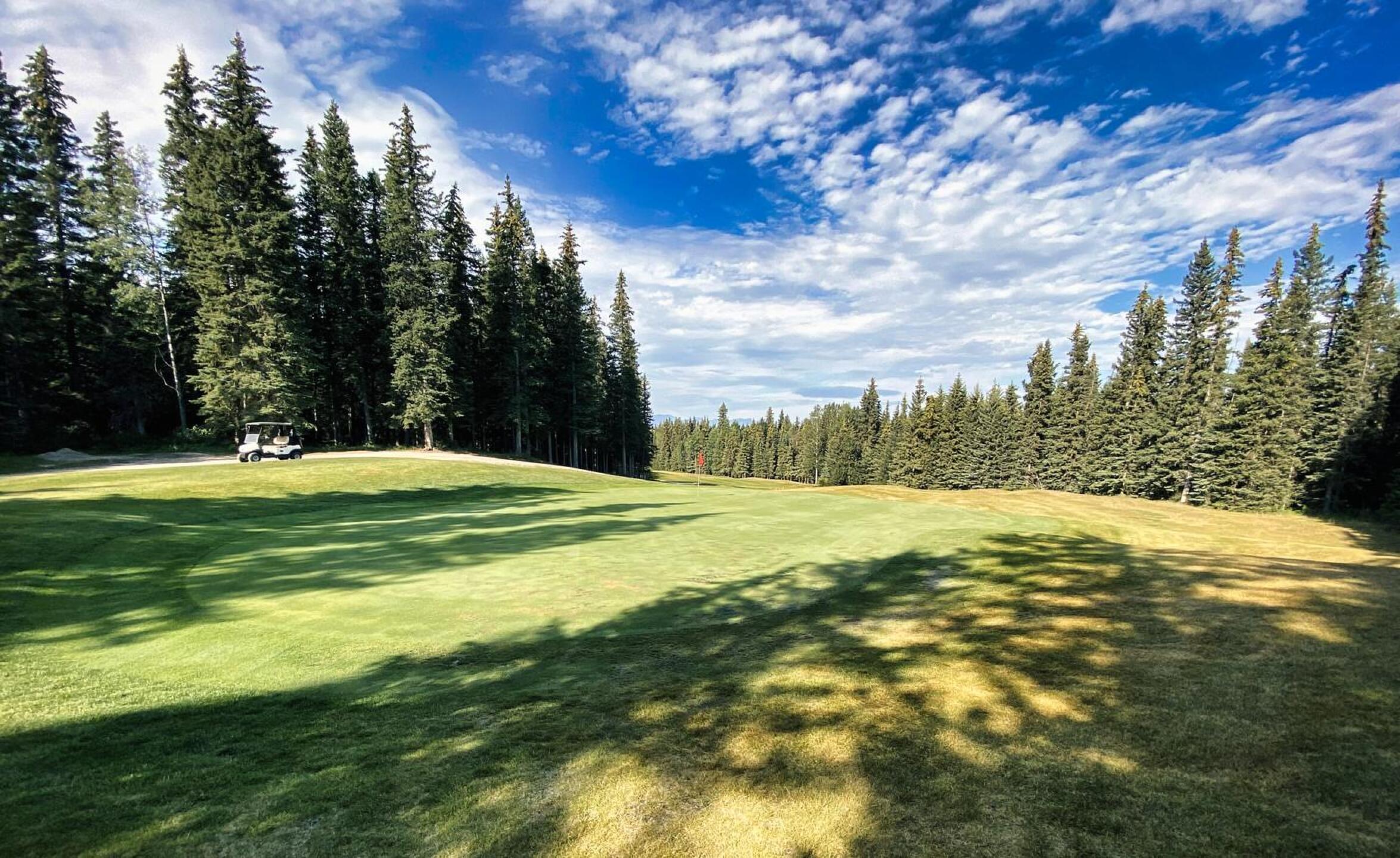 Hinton GC, Hole 4, Par 4, 354 yds (Photo submitted by DYakimec on 09/02/2022)