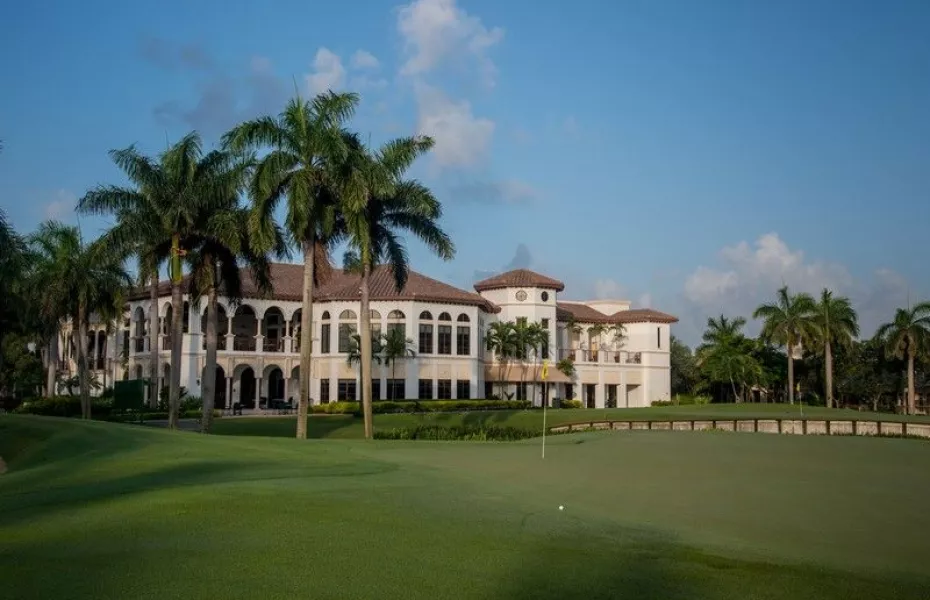 Royal Palm Yacht & CC