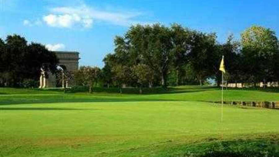 Le Triomphe GC