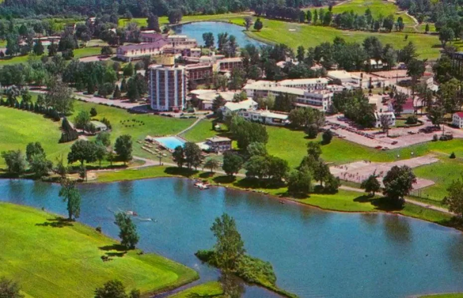 Nevele Grande CC: Aerial view