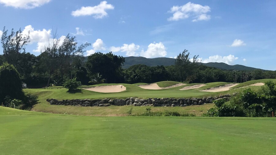 Cinnamon Hill - hole 7 