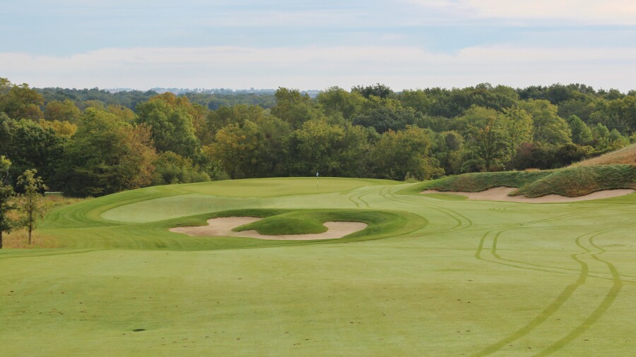 Blue Top Ridge G.C. at Riverside resort - 4th