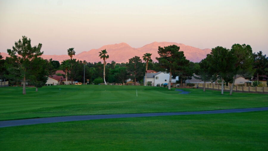 Los Prados GC: #10