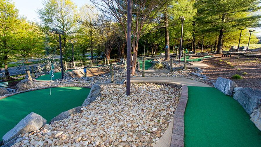TopGolf Alexandria - Mini Golf