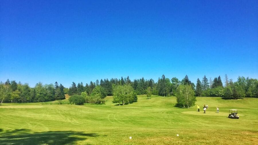 Bacon's Par-3 GC