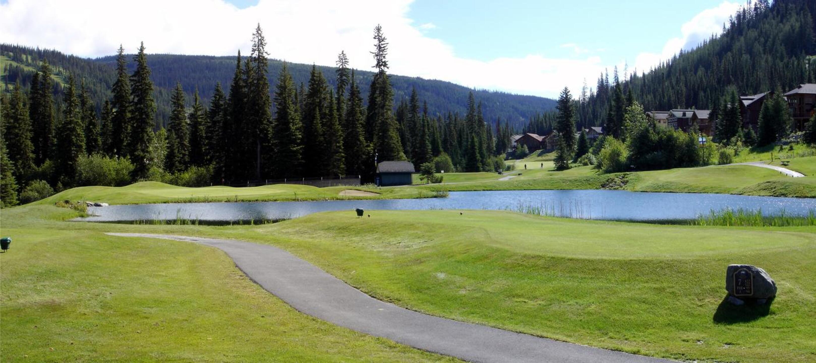 Sun Peaks Resort, Hole 7, Par 3, 122 yds (Photo submitted by DYakimec on 08/27/2017)