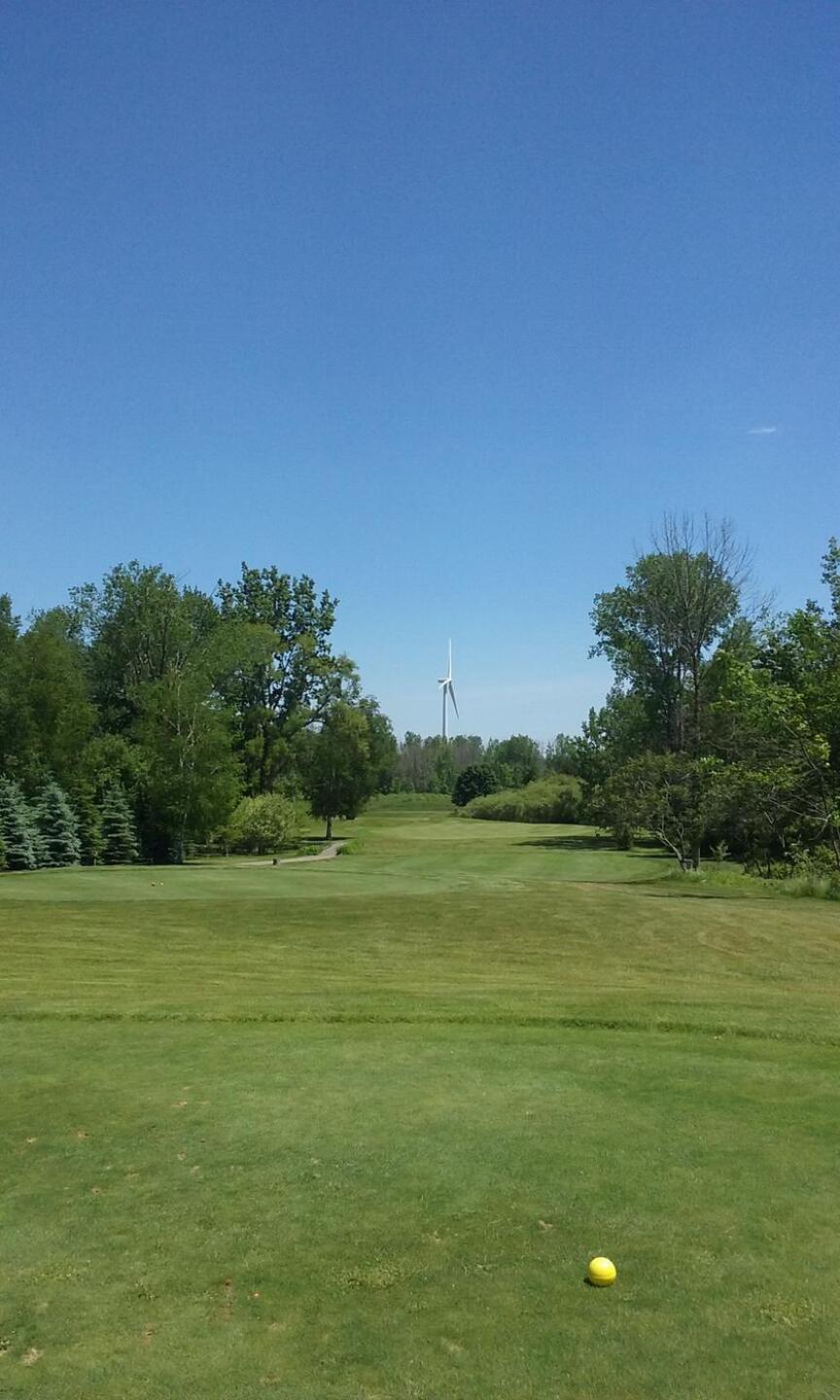 Par 3 with windmill in background (Photo submitted by u160348232 on 06/09/2017)
