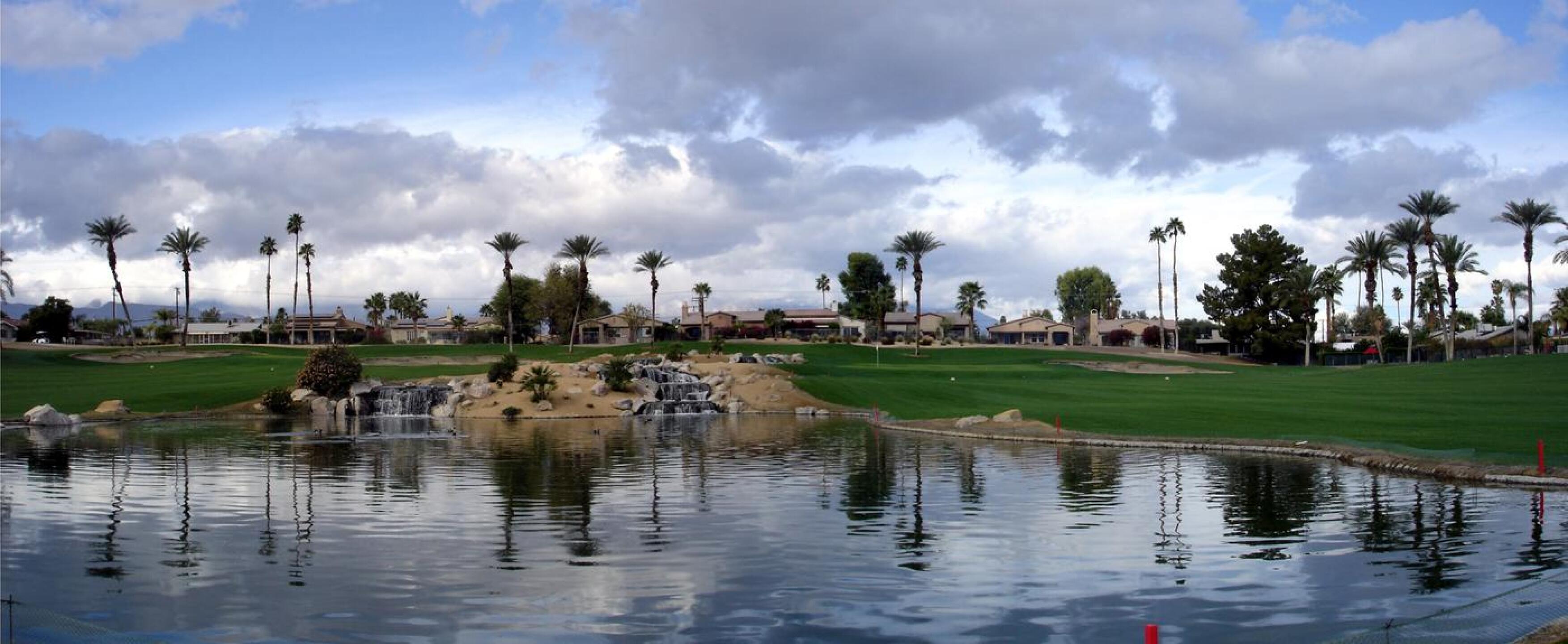 Palm Desert CC, Hole 9, Par 4, 378 yds, 110 yds out (Photo submitted by DYakimec on 02/24/2017)