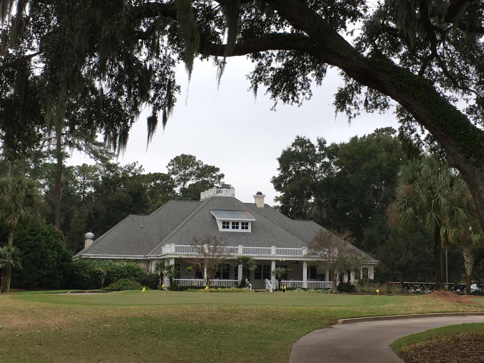 clubhouse (Photo submitted by Azalea13 on 11/27/2018)