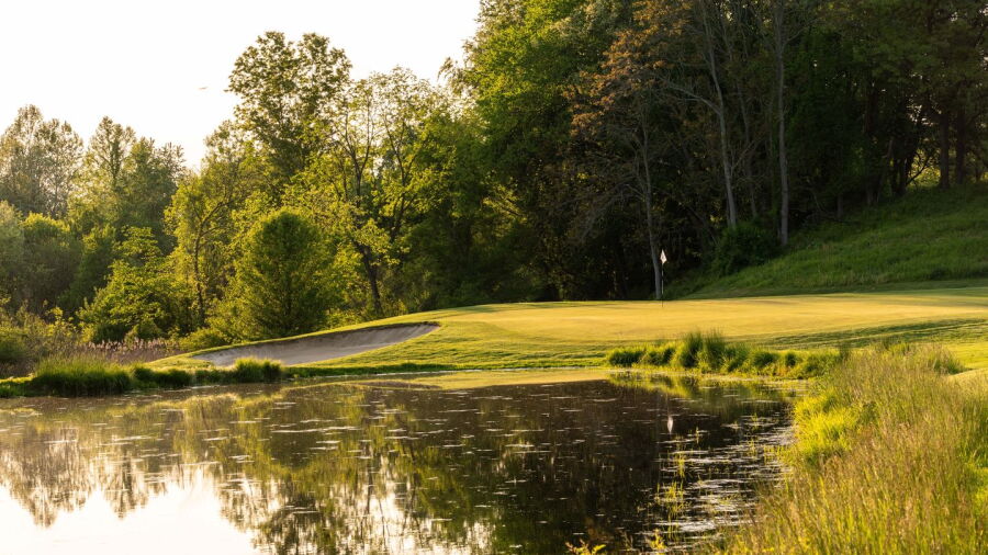 Holly Hills CC: #16
