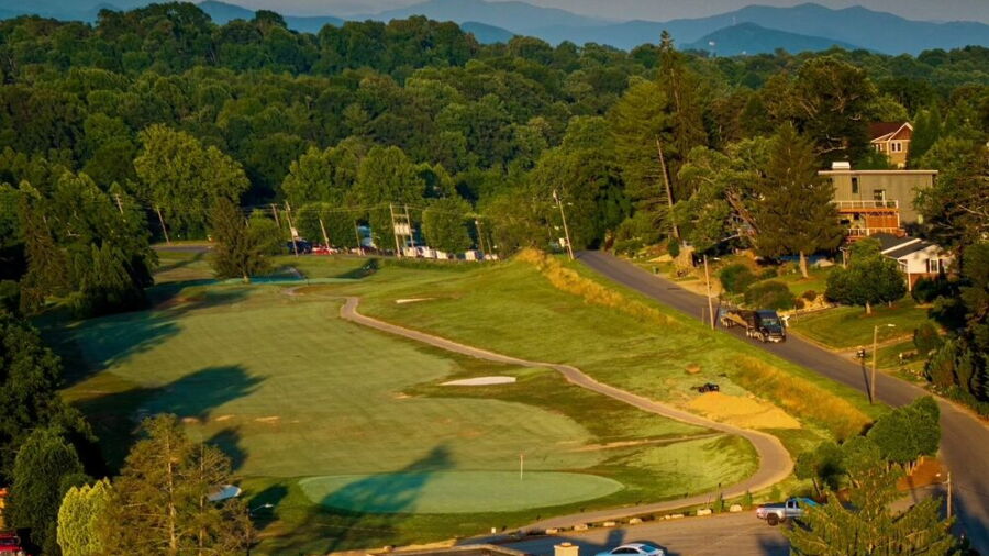 Asheville Municipal GC: Clubhouse