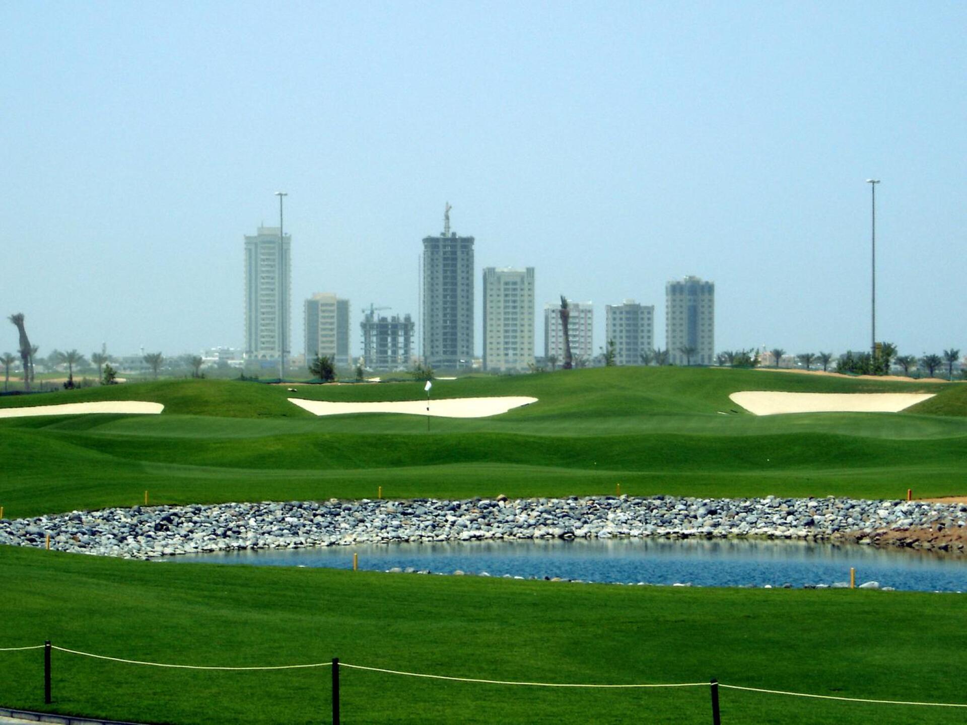 Tower Links GC, Hole 4, Par 3, 199 yds (Photo submitted by DYakimec on 10/23/2017)