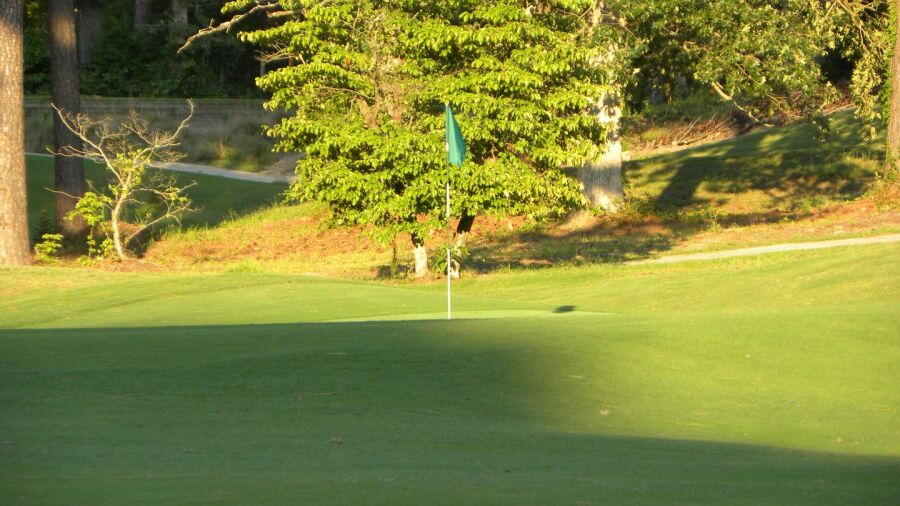 Southern Pines GC: #9