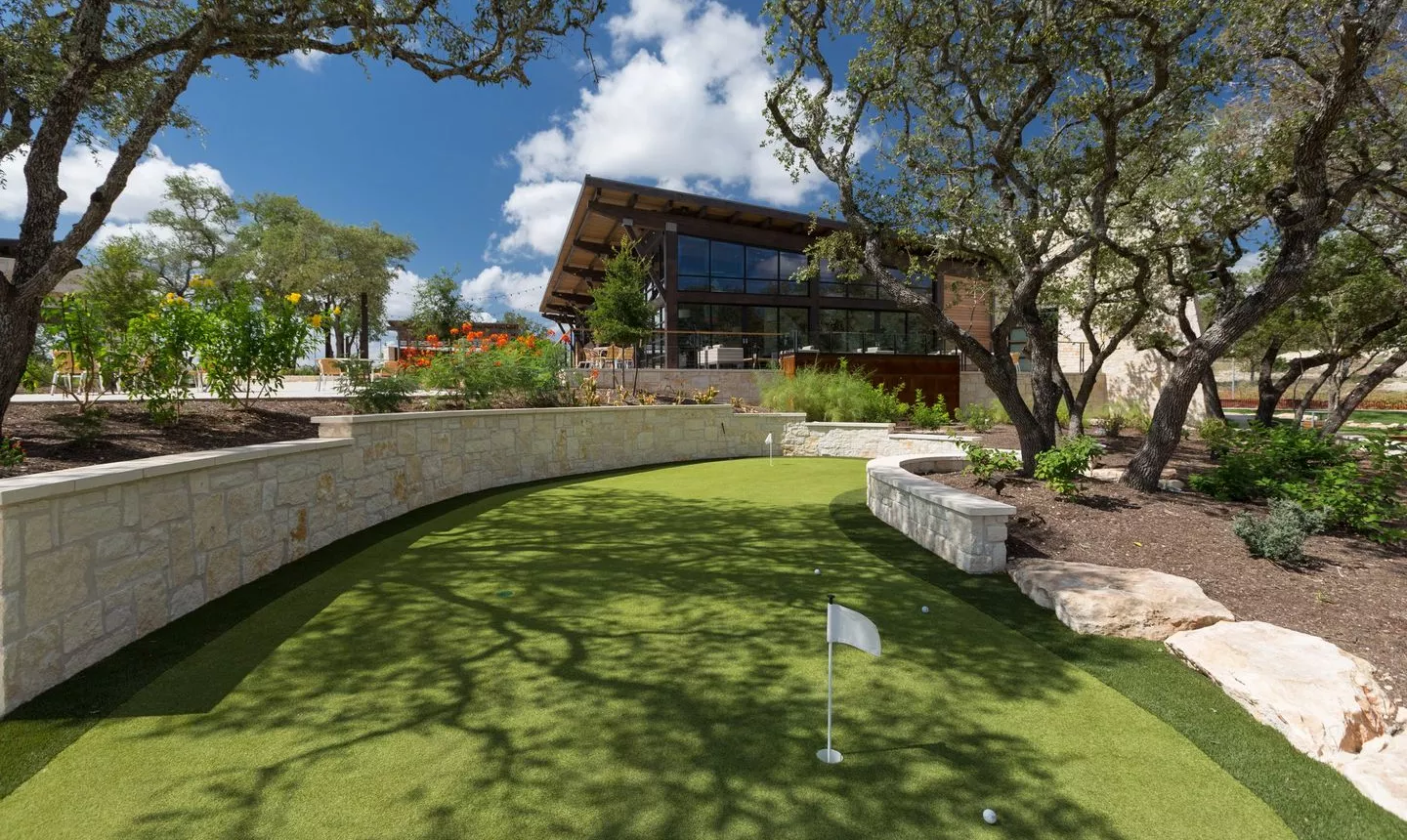 Kissing Tree GC - 18-hole Putting