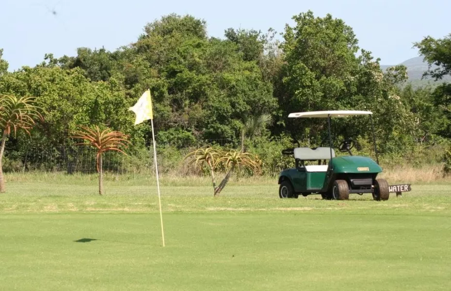 Amorello Bush Golf Lodge