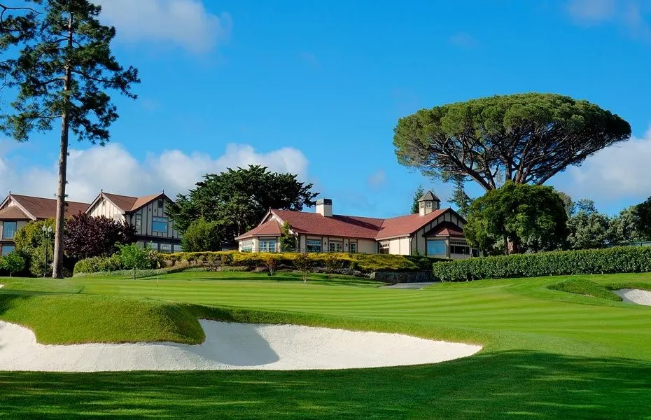 Peninsula GCC: Clubhouse