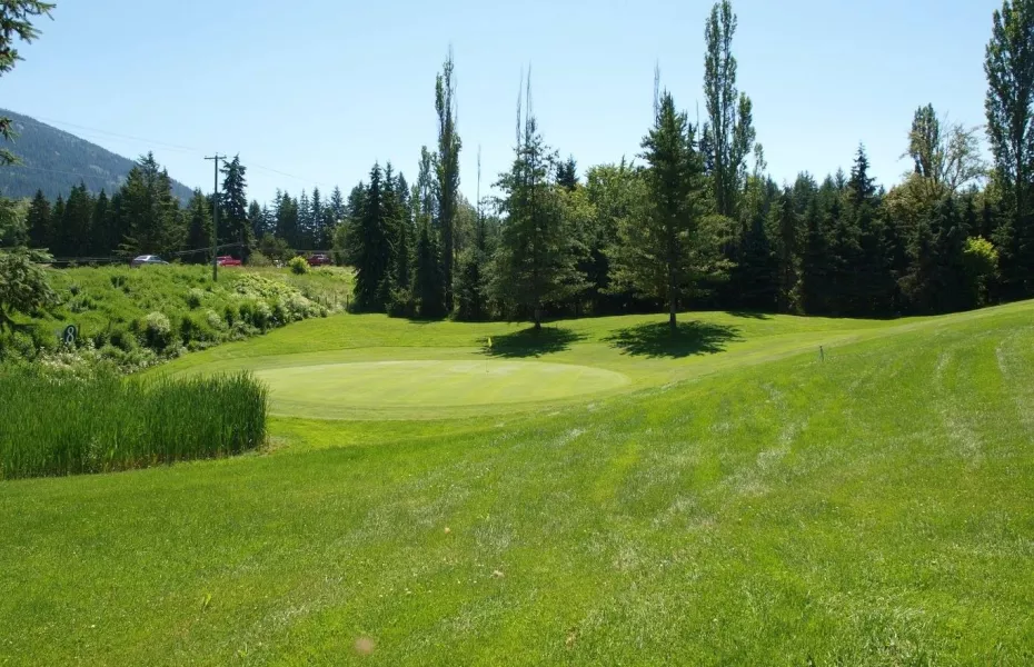 Club Shuswap Golf & R.V.