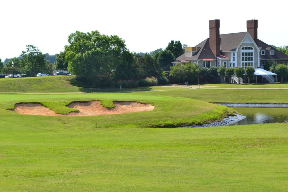 Brickshire GC: Clubhouse