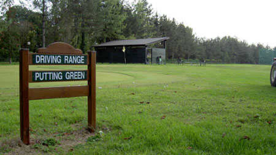 Giardino Carpi GC: Driving range & putting green
