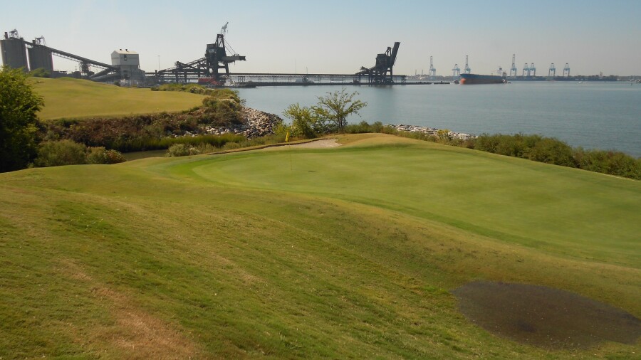 Lambert's Point Golf Club - 6th