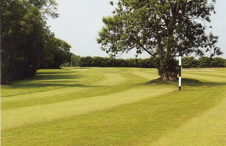 15th at Stockwood Vale GC