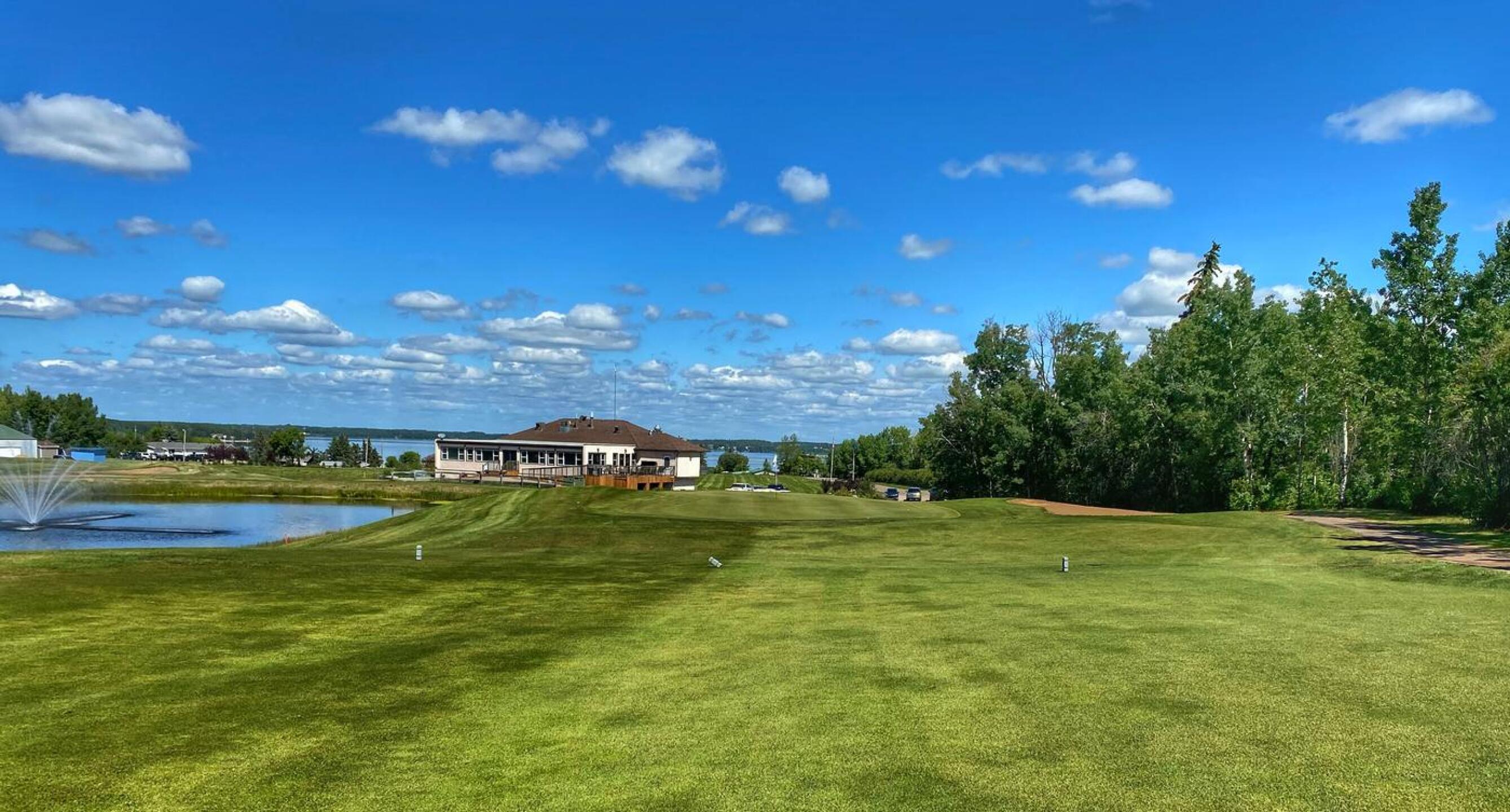 Bonnyville G&CC, Hole 9, Par 4, 417 yds (Photo submitted by DYakimec on 08/07/2022)