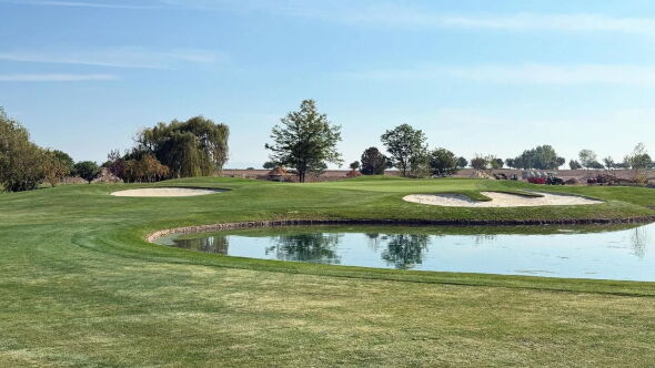 Falcon Crest GC: #17