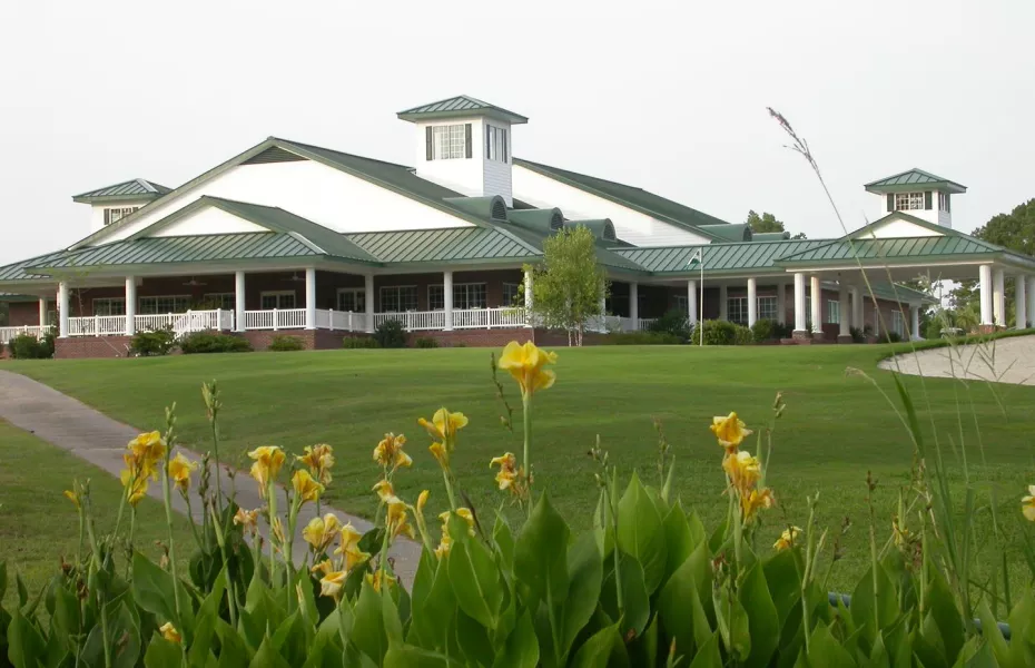 Jacksonville CC: Clubhouse
