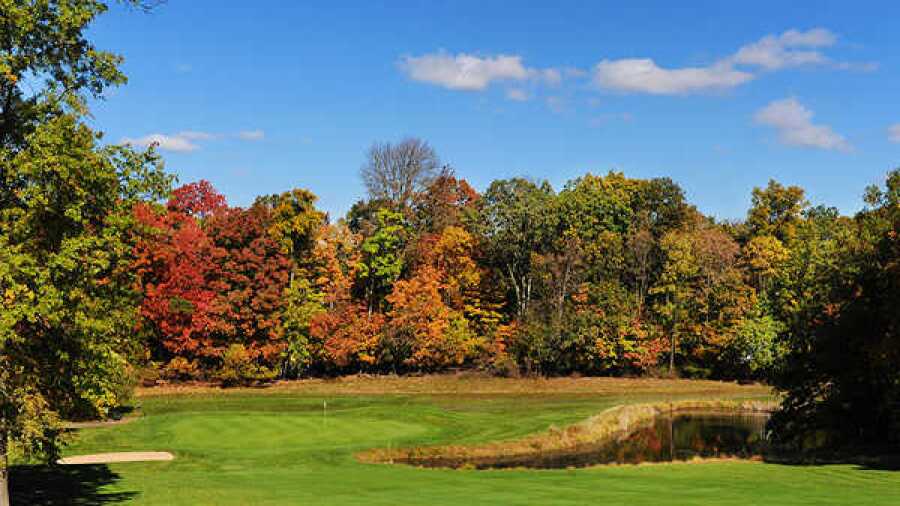 5th green at Warrenbrook