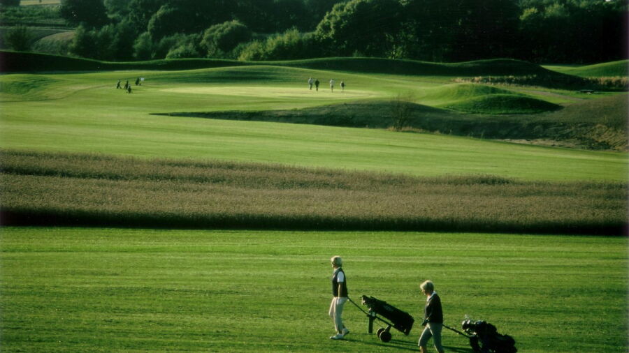 Gut Uhlenhorst GCC – White