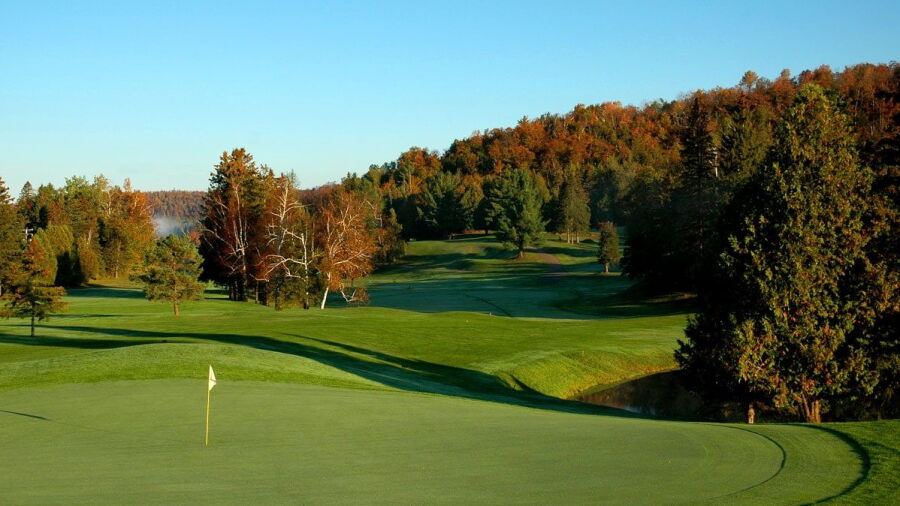 Le Club de Golf Carling Lake
