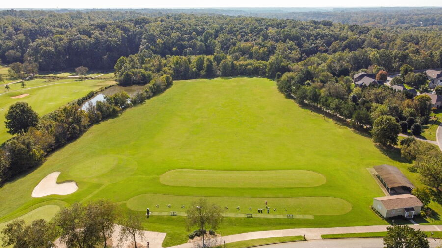 Salem Glen CC: Driving range