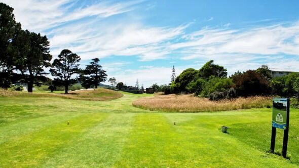 Riversdale Beach GC: #9