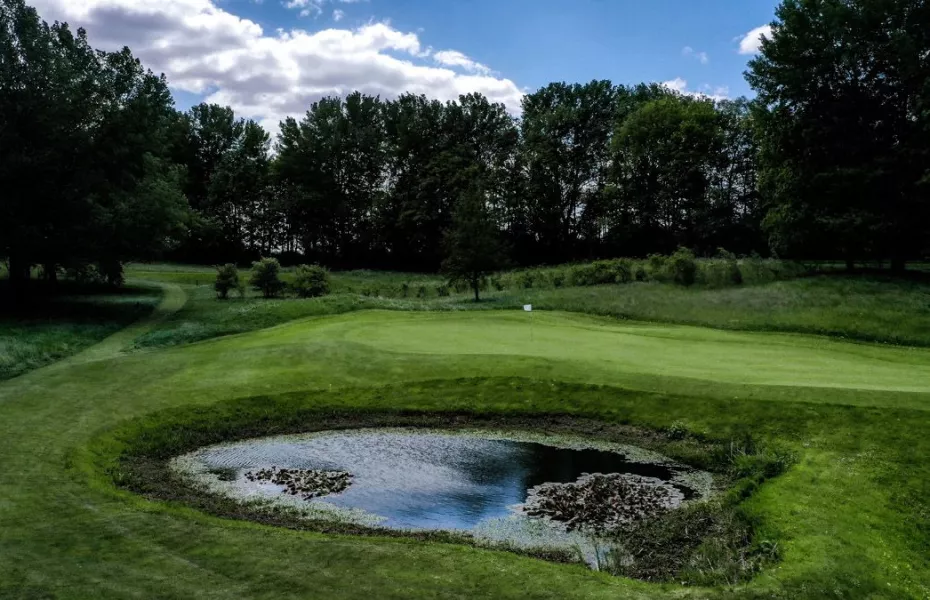 Royal Waterloo GC - The Lion: #14