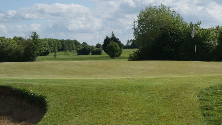 Sherdons Golf Centre - Manor: #9