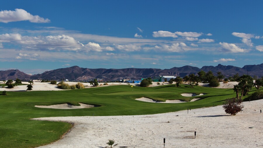 Bali Hai golf course - 14th