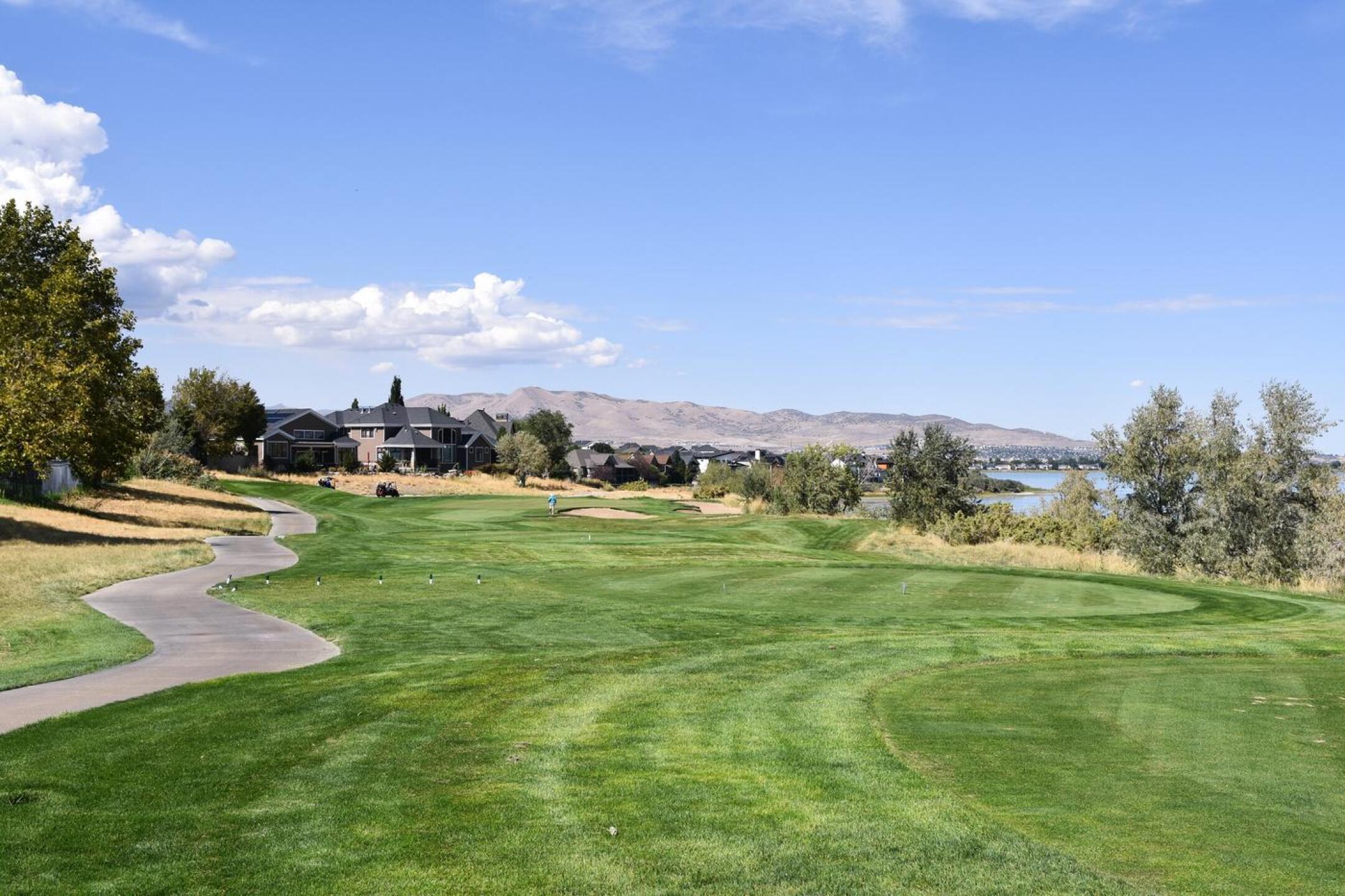 Hole 17: par-3, 223: A long tee shot plays to an undulating green guarded by huge bunkers. This is not exactly a hole where missing right is pleasant. (Photo submitted by AptlyLinked on 10/10/2025)