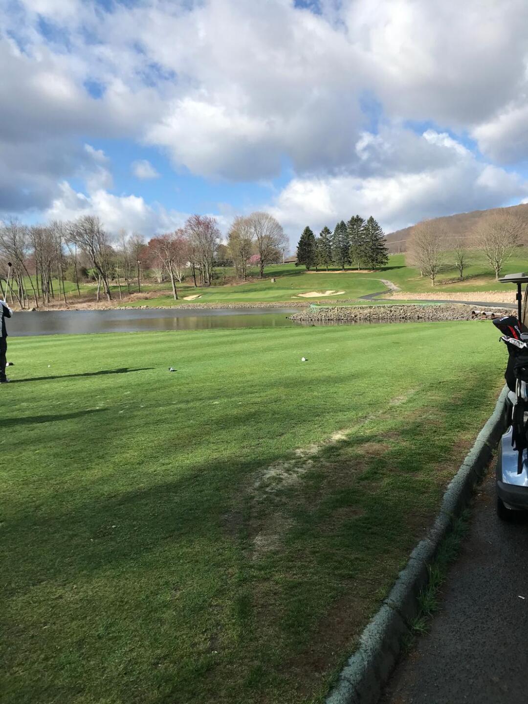 5th hole (Photo submitted by PJCdude on 04/17/2020)